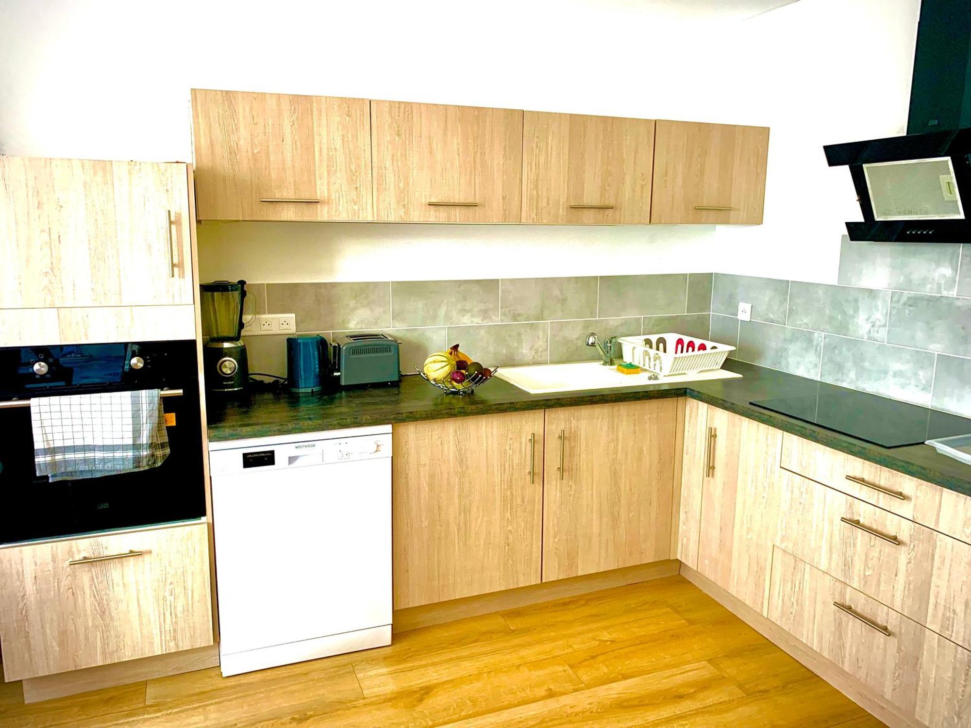 L Indemodable Renove Spacieux Et Lumineux Avec 2 Chambres Sarrebourg Exterior foto